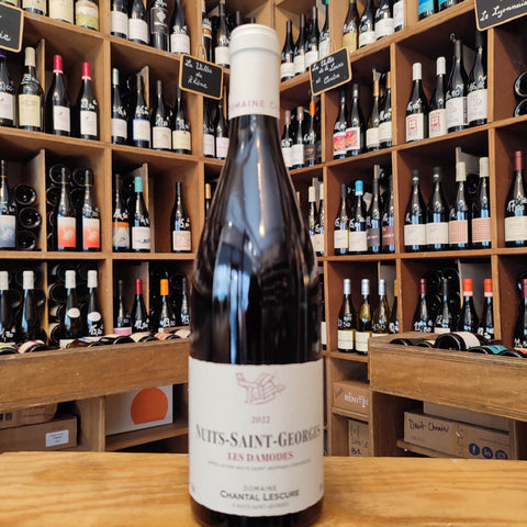 Nuits-Saint-Georges-Chantal Lescure-Les Damodes-Rouge-2022-75 cl