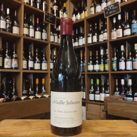 Châteauneuf du Pape – Vieille Julienne  – Les 3 Sources - Rouge – 2020 – 75 cl